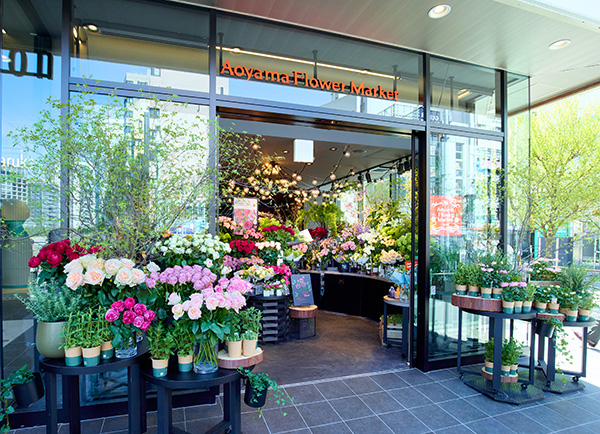 青山フラワーマーケット エキュートエディション御茶ノ水店｜御茶ノ水