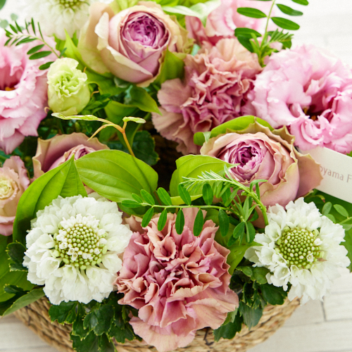 5 17 6 30到着 Happy Birthday 気持ちを伝えるバースデーピック カラードアレンジメント ペシュ 青山フラワーマーケット公式 花屋 花 花束 フラワーギフト 通販