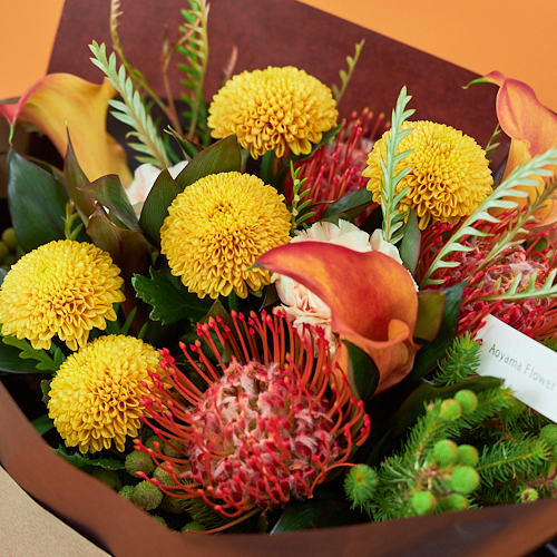 9 1 9 16到着 両手いっぱいに花束を抱える幸せ カラードブーケ ミモザ 青山フラワーマーケット公式 花屋 花 花束 フラワーギフト 通販