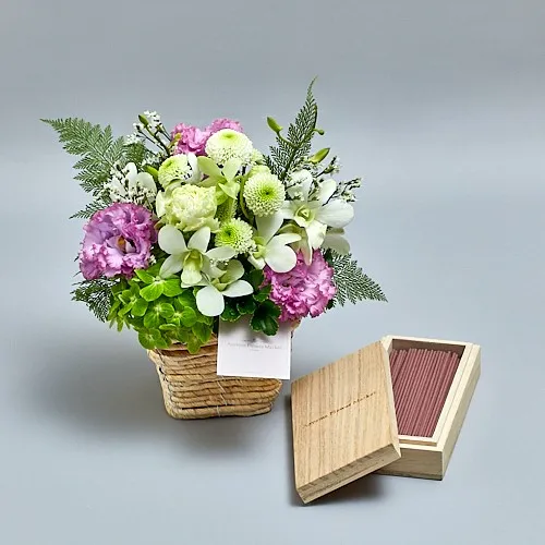 桐の箱入り花瓶 惜しく