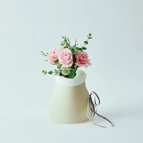 10/1～12/26到着】パッケージが花瓶に早変わり クレープブーケ（ペシュ