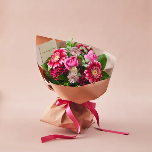 11/1～11/30到着】愛らしさ溢れるギフトブーケ ローズギフトブーケ