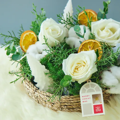 アドベント気分を盛り上げる壁飾り クリスマススワッグS | 青山