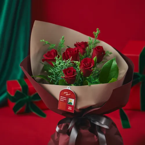 気品あふれる6本のバラのブーケ【クリスマス】ハーフダズンフラワーズ