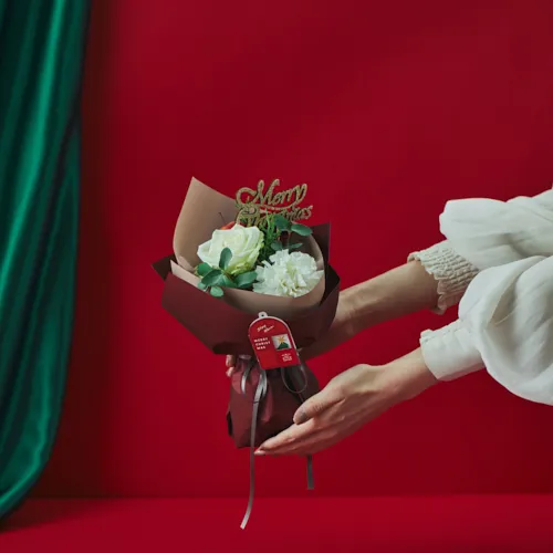 聖夜を祝うチョコレート×ブーケ【クリスマス】ゴディバ／ブッシュド
