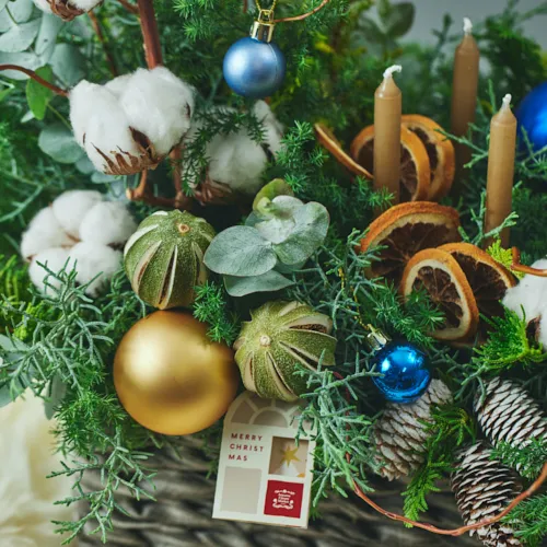 ホリデーシーズンを盛り上げる、豪華なアレンジ【クリスマス