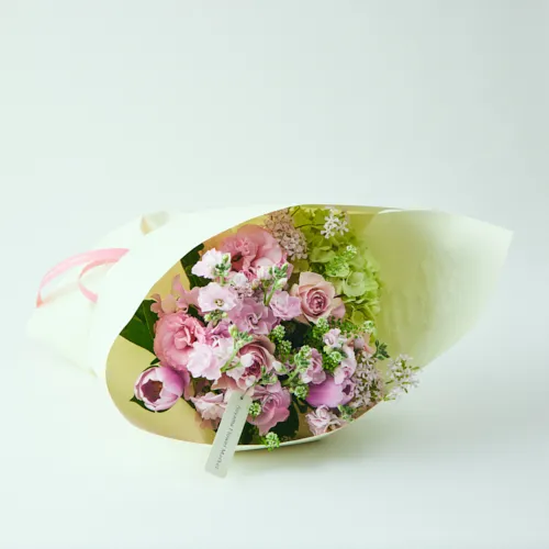 1/8～2/28到着】両手いっぱいに花束を抱える幸せ カラードブーケ