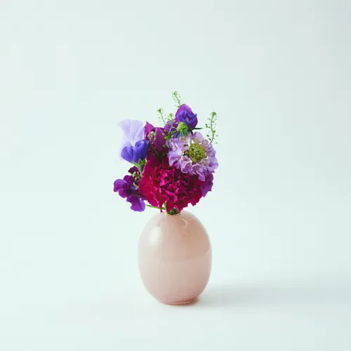 1/9～2/28到着】ころんと愛らしいペールピンクのフラワーベース