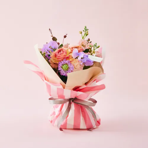 推しカラーブーケ♥ピンク色シリーズ♥ 1/21～2/1到着】ストレートな思いを伝えるピック付き 【愛妻の日