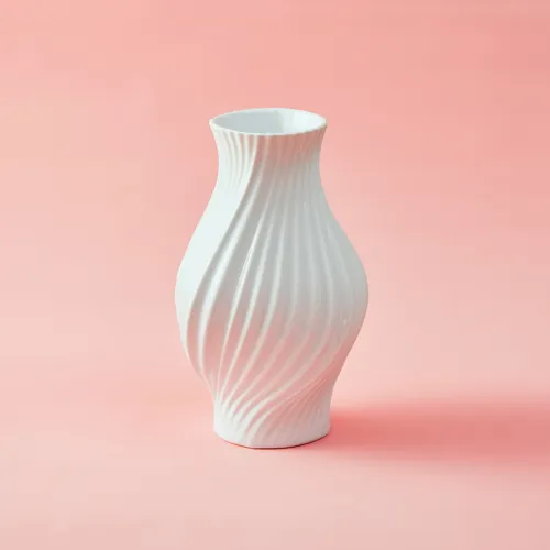 2/27～3/3到着】美しいシルエットのベース×春ブーケ Lyngby Porcelain