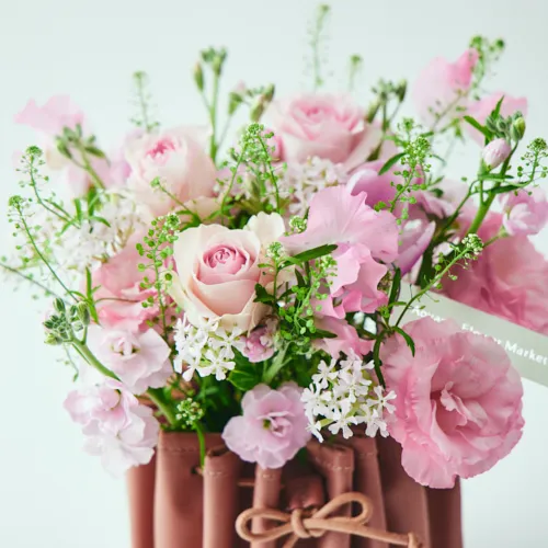 お祝いやお礼など様々なご用途に カラードアレンジメント（ペシュ