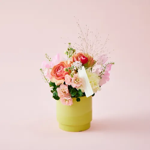 1/21～2/1到着】やさしさを纏ったそのまま飾れるアレンジ 【愛妻の日