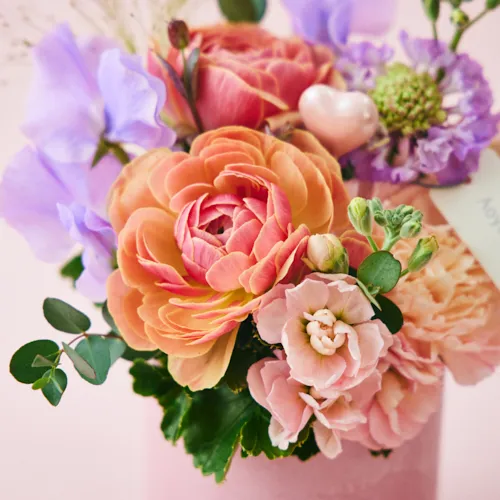 オーダー　歳時記シリーズ「宴」素材アレンジ 1/21～2/1到着】そのまま飾れる可憐なアレンジ 【愛妻の日】ギフト