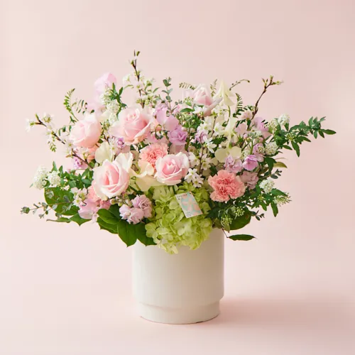 2/1～3/31到着】フォーマルなシーンにも合う華やぎアレンジ 桜ギフト