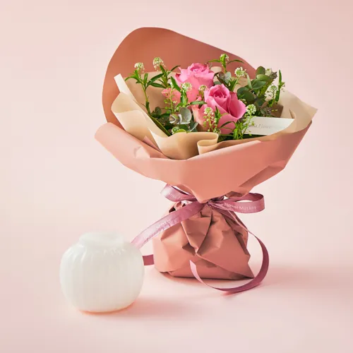 3/1～3/15到着】フラワーベース×キュートなギフト Ripple vase（Milky