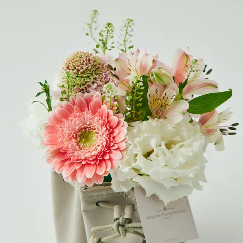 3/1～4/30到着】「感謝」という花言葉を持つガーベラが主役役 ピンクの