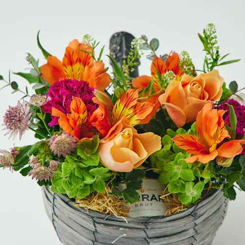 3/1～4/26到着】特別な日のお祝いに最適 フェラーリ／スパークリング