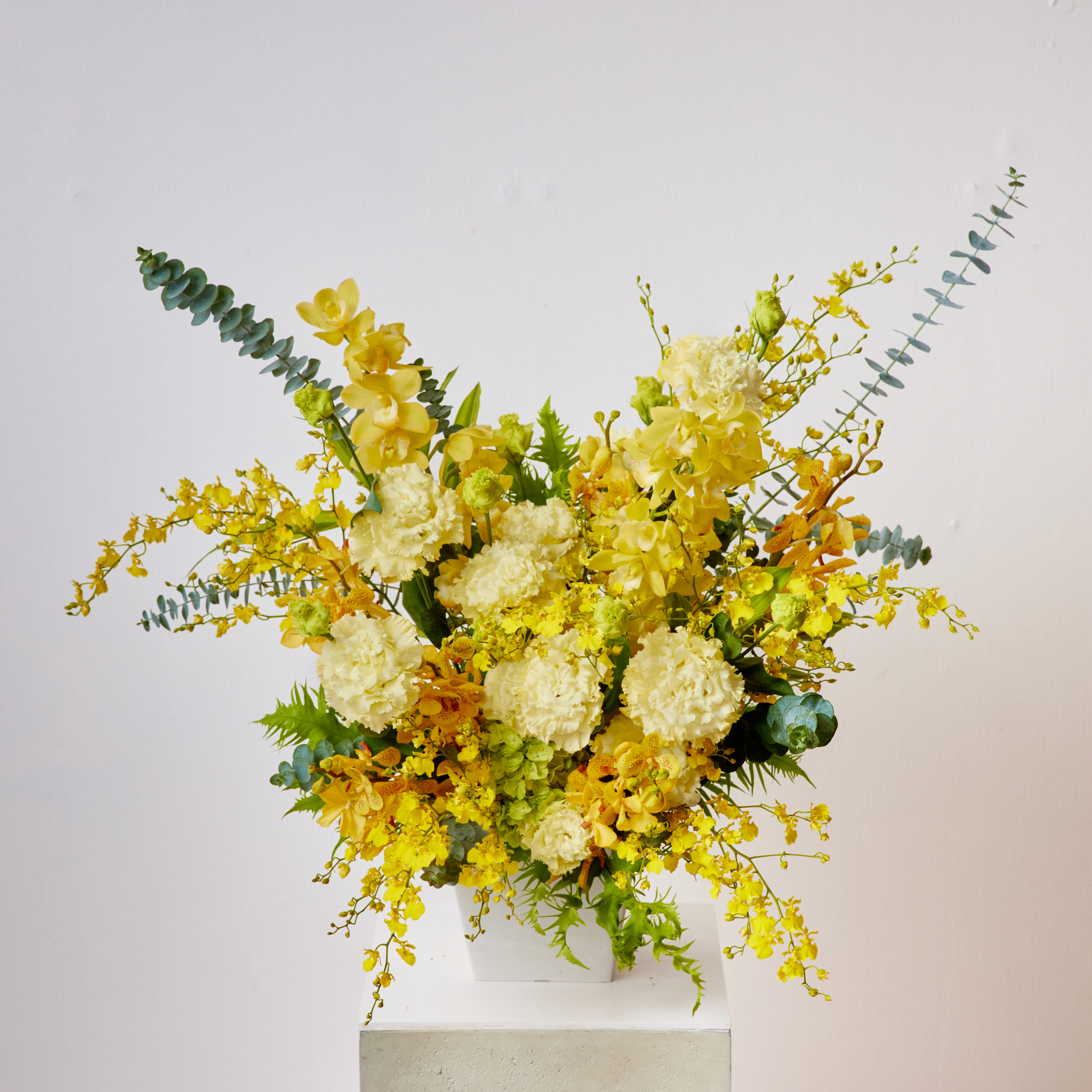 開店・オフィス移転などフォーマルなお祝いに【カラードアレンジメント