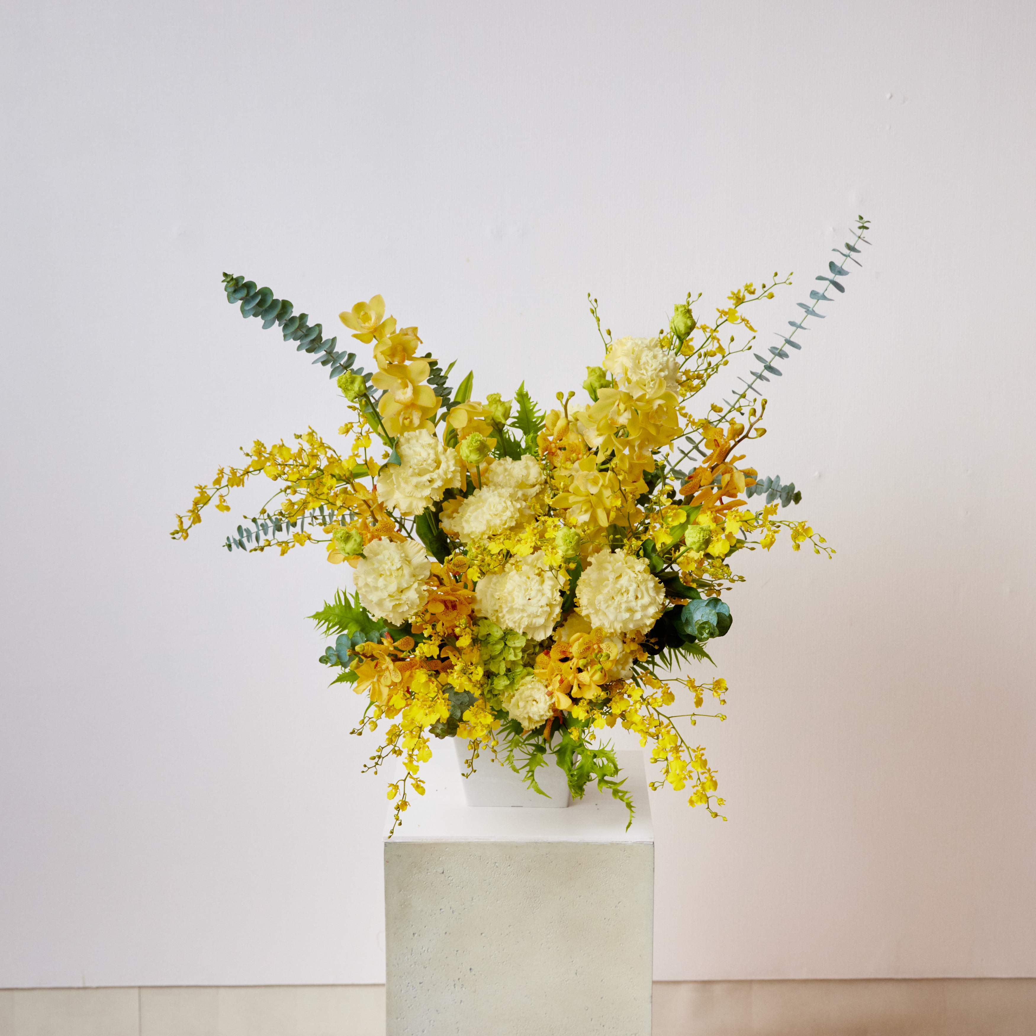 開店・オフィス移転などフォーマルなお祝いに【カラードアレンジメント