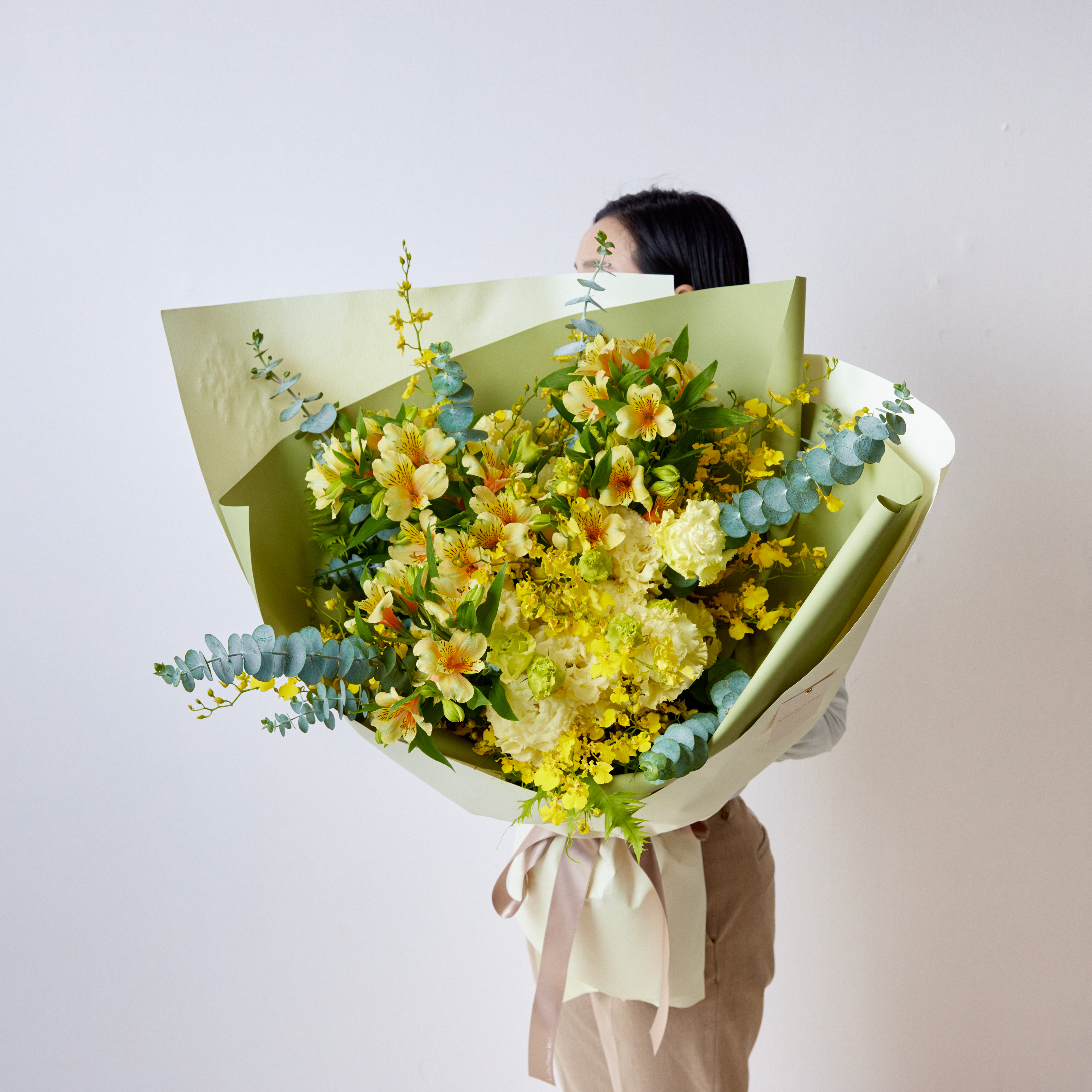 誕生日・記念日・発表会など、お祝いに【ブーケ（ミモザ）】 | 青山