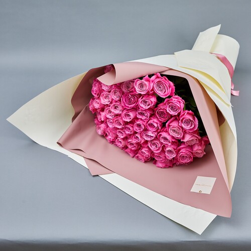 誕生日・記念日・発表会など、お祝いに【バラ花束（ペシュ）】 | 青山