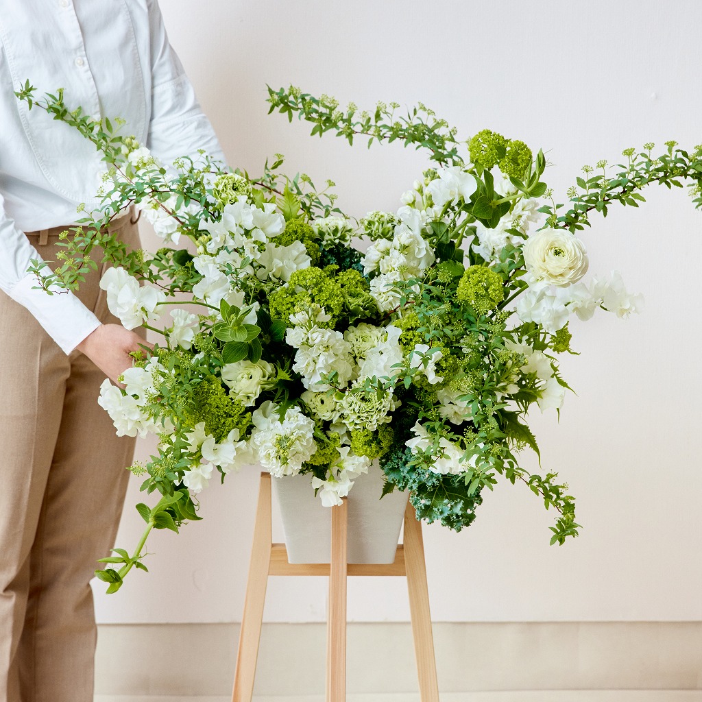 開店・オフィス移転などフォーマルなお祝いに【ヒノキスタンド（ミモザ