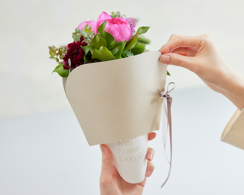 青山フラワーマーケット × nendoの新提案「クレープブーケ」 | 青山