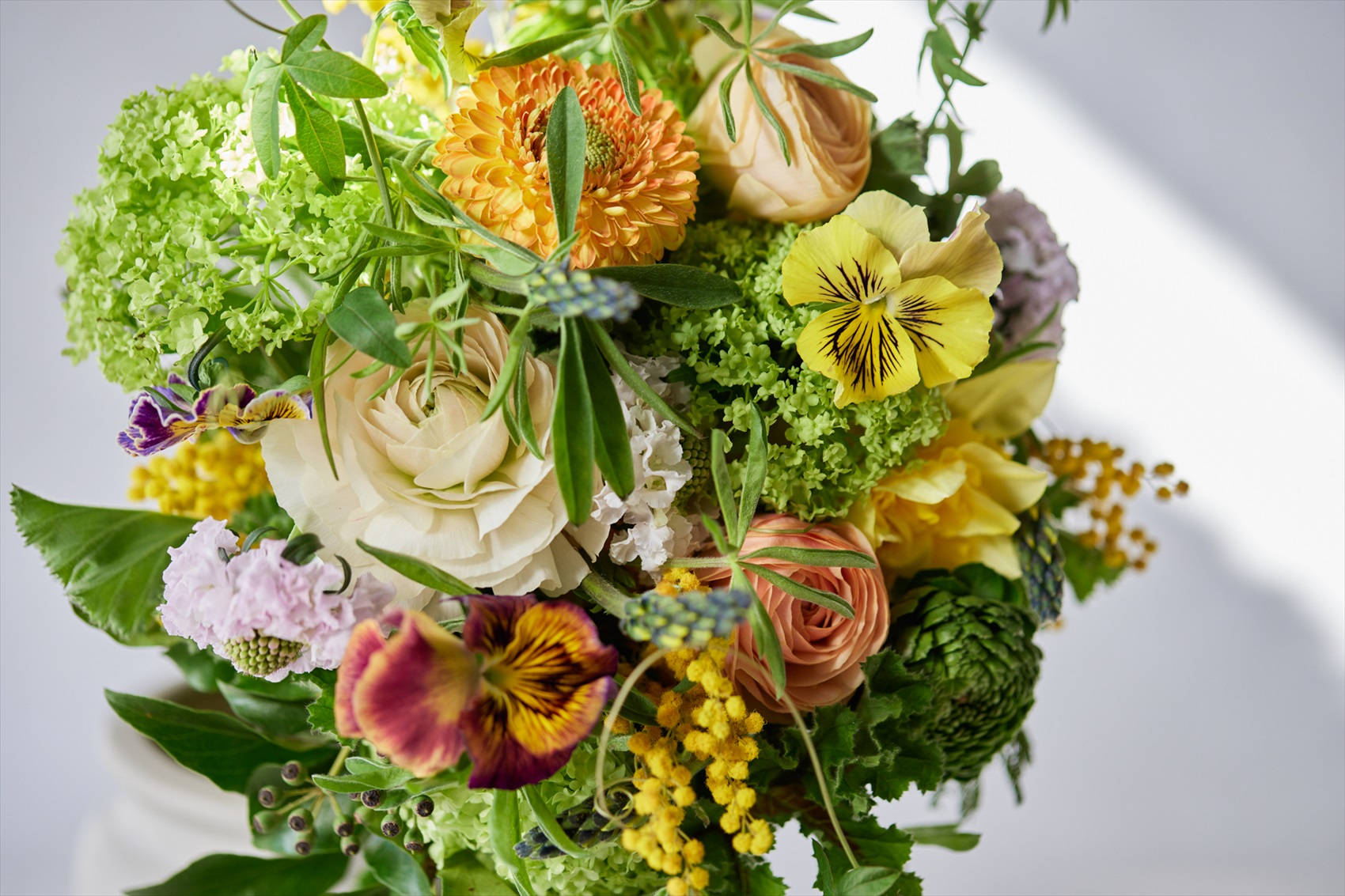 季節を愉しむ 春の花7選と飾り方アイデア 花 フラワーギフトなら青山フラワーマーケット 青山フラワーマーケット公式 花屋 花 花束 フラワーギフト 通販