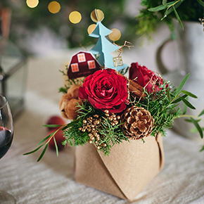 クリスマスに飾りたい！ホリデーシーズンを彩る花とリース 青山