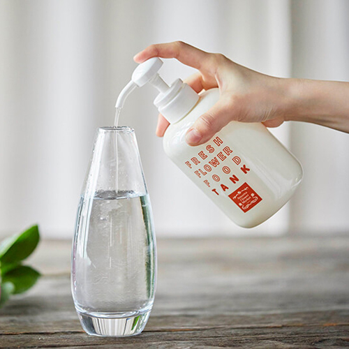 花活けを手軽に 楽しくしてくれるアイテムフレッシュフラワーフード 500mlタンク 切花の栄養剤 青山フラワーマーケット公式 花屋 花 花束 フラワーギフト 通販