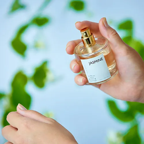 初夏の夜明けをイメージした、清楚で気品あふれる香り Original Eau de