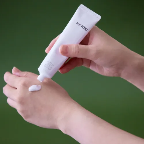 水仕事を繰り返す手肌のために花屋が本気で作った！ HAND CREAM HINOKI