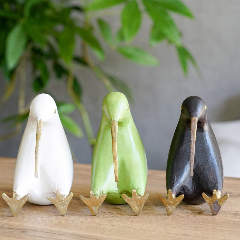 森で最も愛される鳥」と言われるキウイ(大)Black | 青山フラワー