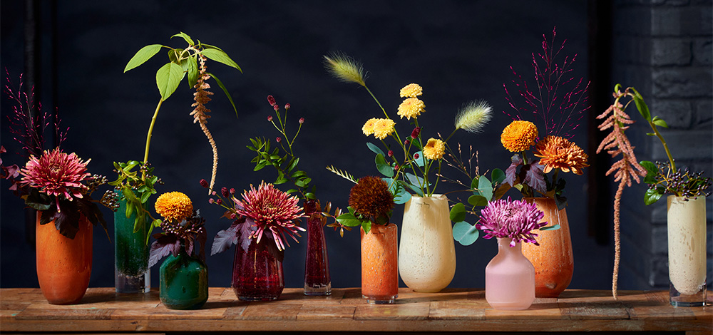 (39) 美しい東洋陶器の床置き花瓶。桜と鳥が描かれ彫刻されています。 39) 美しい東洋陶器の床置き花瓶。桜と鳥が描かれ彫刻され