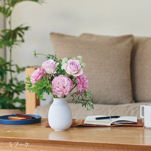 極美品 【SUKALA】 フルオブフラワー　上下セット Ｌサイズ LAVA SUKALA Lサイズ 上下セットブルー系花柄ヨガウェアセット SUKALA