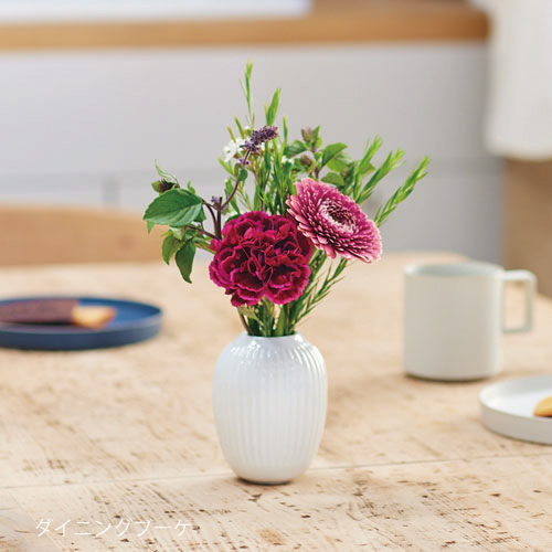 長さとボリューム感の違う3つのブーケをお届け 旬の花定期便 ライフ