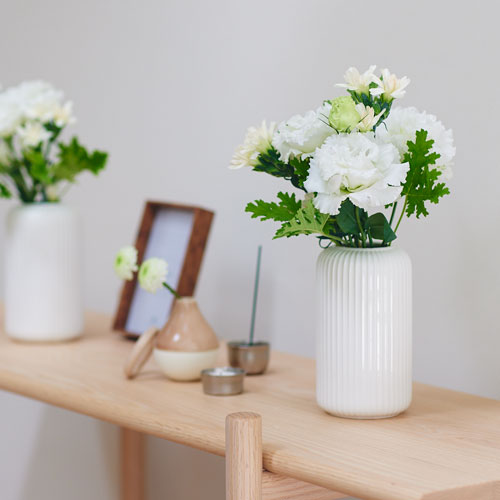 大切な方に、いつでも新鮮な季節のお花を・・ 旬の花定期便 お供え