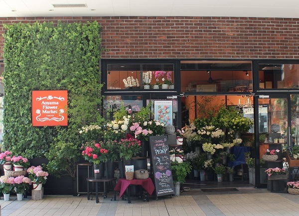 青山フラワーマーケットたまプラーザ テラス店 神奈川県横浜市青葉区のフラワーショップ 全国の花屋 店舗情報 青山フラワーマーケット公式 花屋 花 花束 フラワーギフト 通販