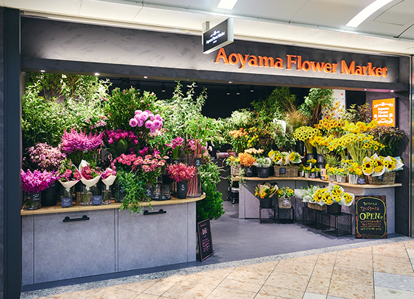 なんばウォーク店 大阪府大阪市のフラワーショップ 全国の花屋 店舗情報 青山フラワーマーケット公式 花屋 花 花束 フラワーギフト 通販