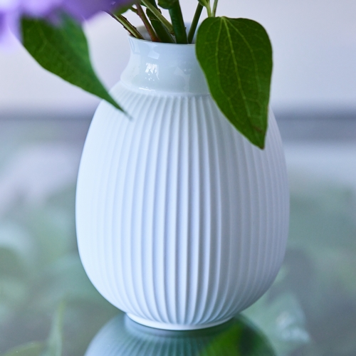 Lyngby Porcelain(リュンビューポーセリン)/Curve Vase H12