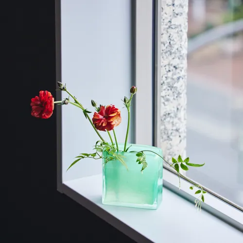 Cube / Henry Dean | MIHO FLOWERS