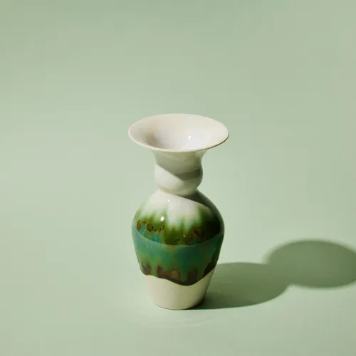 中国 青釉耳付六角口花入 u6210418