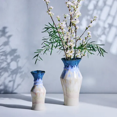 ネムアメリカンフラワー花瓶付き紫陽花と桜 HIUCHI(ヒウチ)/夜桜 Vase 05 L | 青山フラワーマーケット｜花束