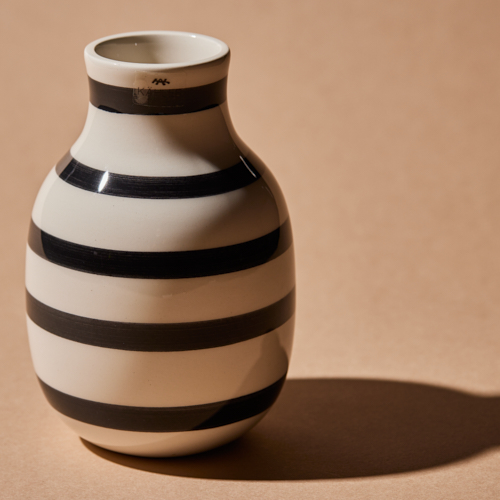 Amazon.co.jp: Kahler ケーラーOmaggio vase H80 3-pcs-black