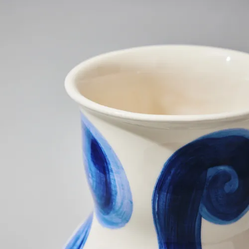 KAHLER(ケーラー)/Tulle Vase ブルー H22.5 | 青山フラワーマーケット