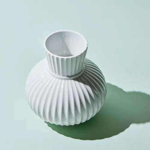 Lyngby Porcelain(リュンビューポーセリン)/TURA vase H14.5 | 青山