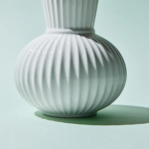 Lyngby Porcelain(リュンビューポーセリン)/TURA vase H14.5 | 青山