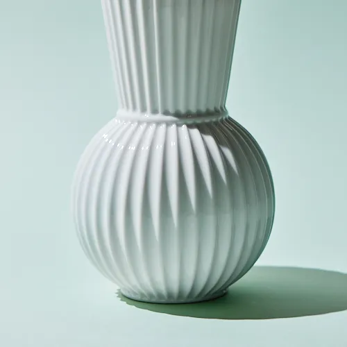 リュンビューポーセリン LYNGBY PORCELAIN トゥラ ベース18cm 楽天市場】Lyngby Porcelain フラワーベース トゥラ H18cm